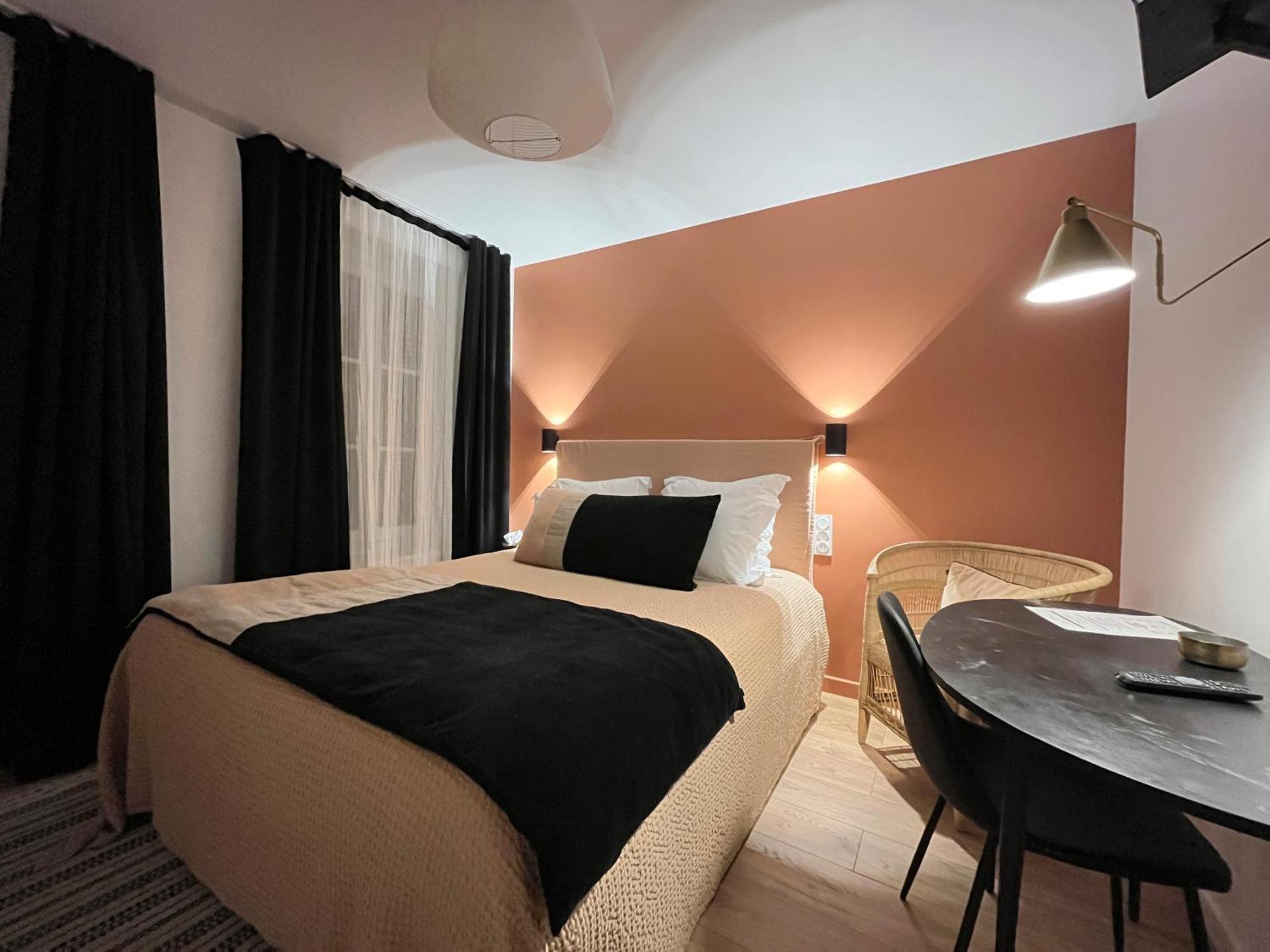 Hotel Du Commerce Cluny Eksteriør billede